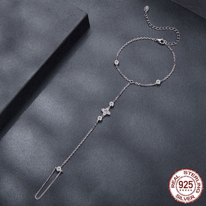Hand Chain (Lady Luck)