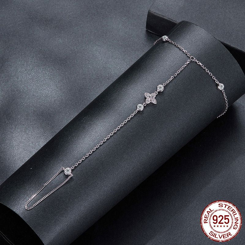 Hand Chain (Lady Luck)